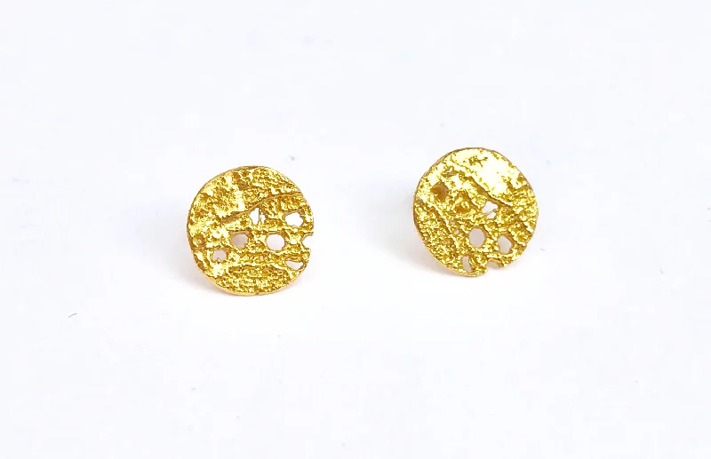 Retro Stud Earrings for Nostalgia -07. Lazy Lace Stud Earrings