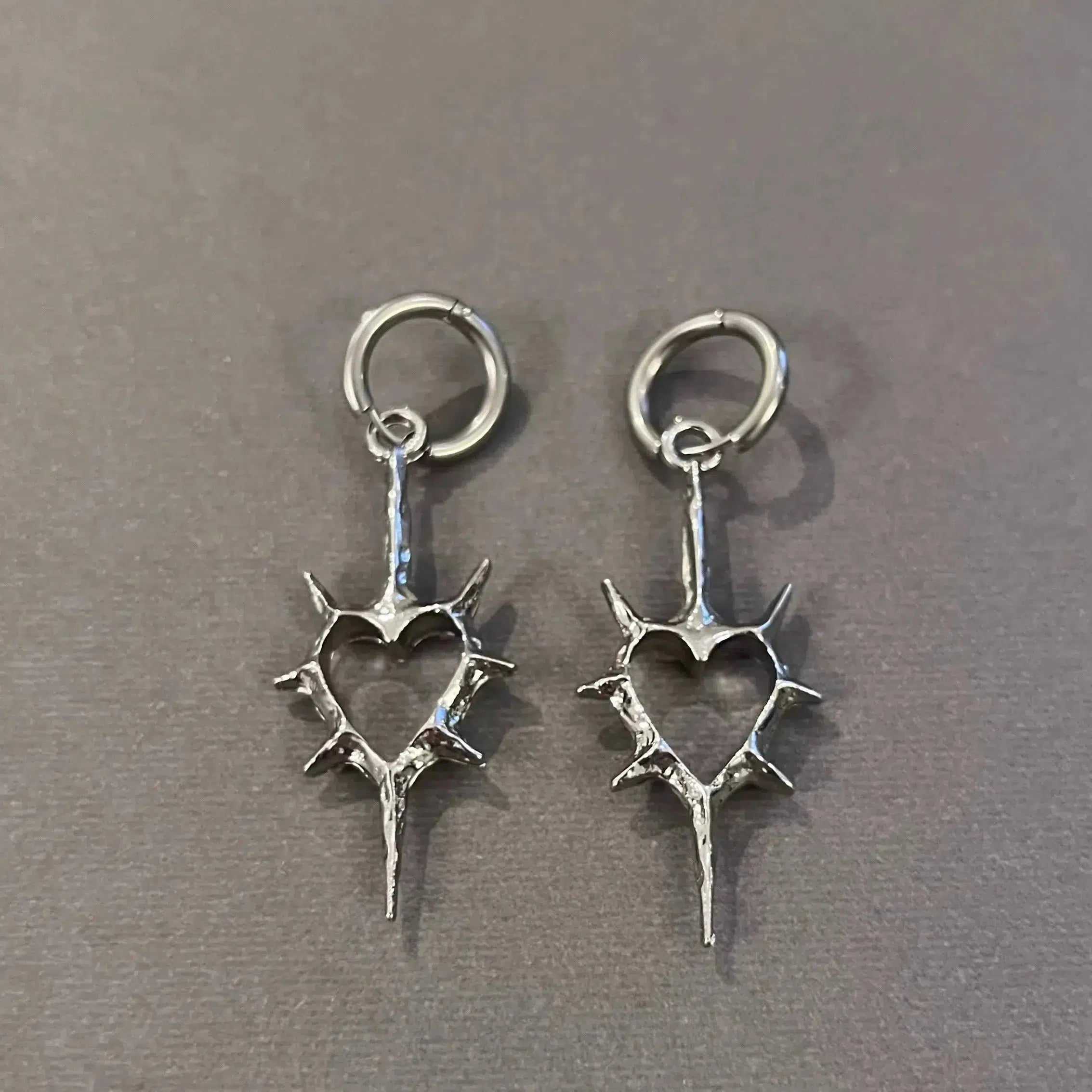 Stud Earrings with Keyhole Designs -Heart Thorn Hollow Stud Earrings