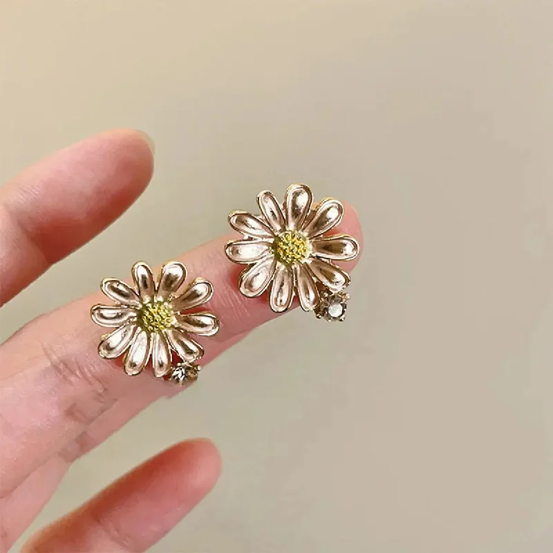 Star Shaped Stud Earrings for Charm -LOVCIA Elegant Rhinestone Blossom Stud Earrings for Women