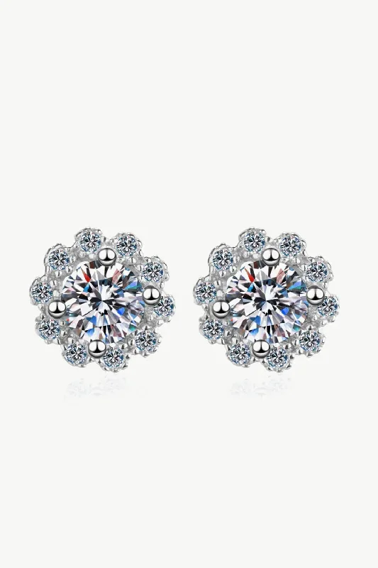 Triangular Stud Earrings for Edge -LOVCIA Moissanite Floral-Shaped Stud Earrings