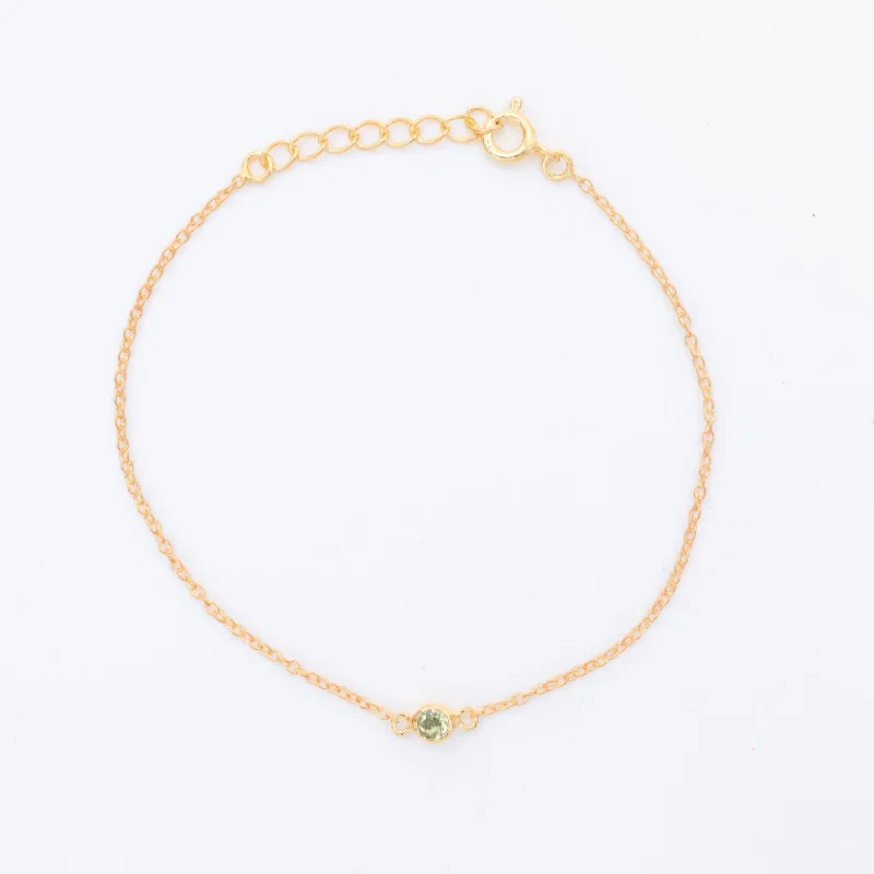 Classic bangle bracelets with clean lines for an elegant and versatile accessory-Gold Vermeil Peridot Solitaire Bracelet