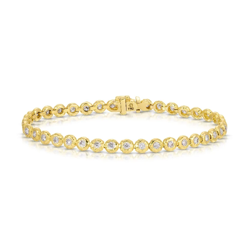 Best bangle bracelets with nature-inspired designs like leaves and flowers-Micro Nesting Gem Tennis Bracelet in Diamond